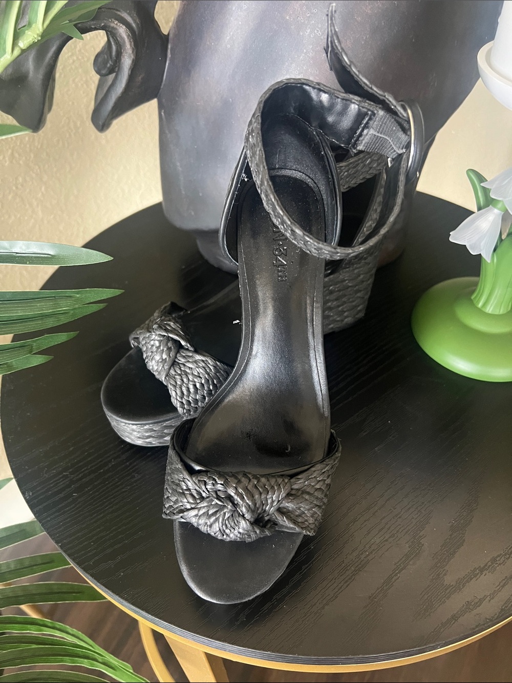 ON 34th Woven Knot Platform Sandals✨